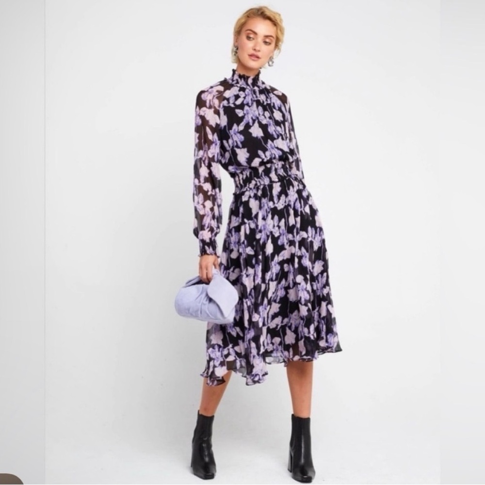 Anthropologie O.P.T. One Pretty Time On The‎ Run Long Sleeve Floral Midi Dress.
